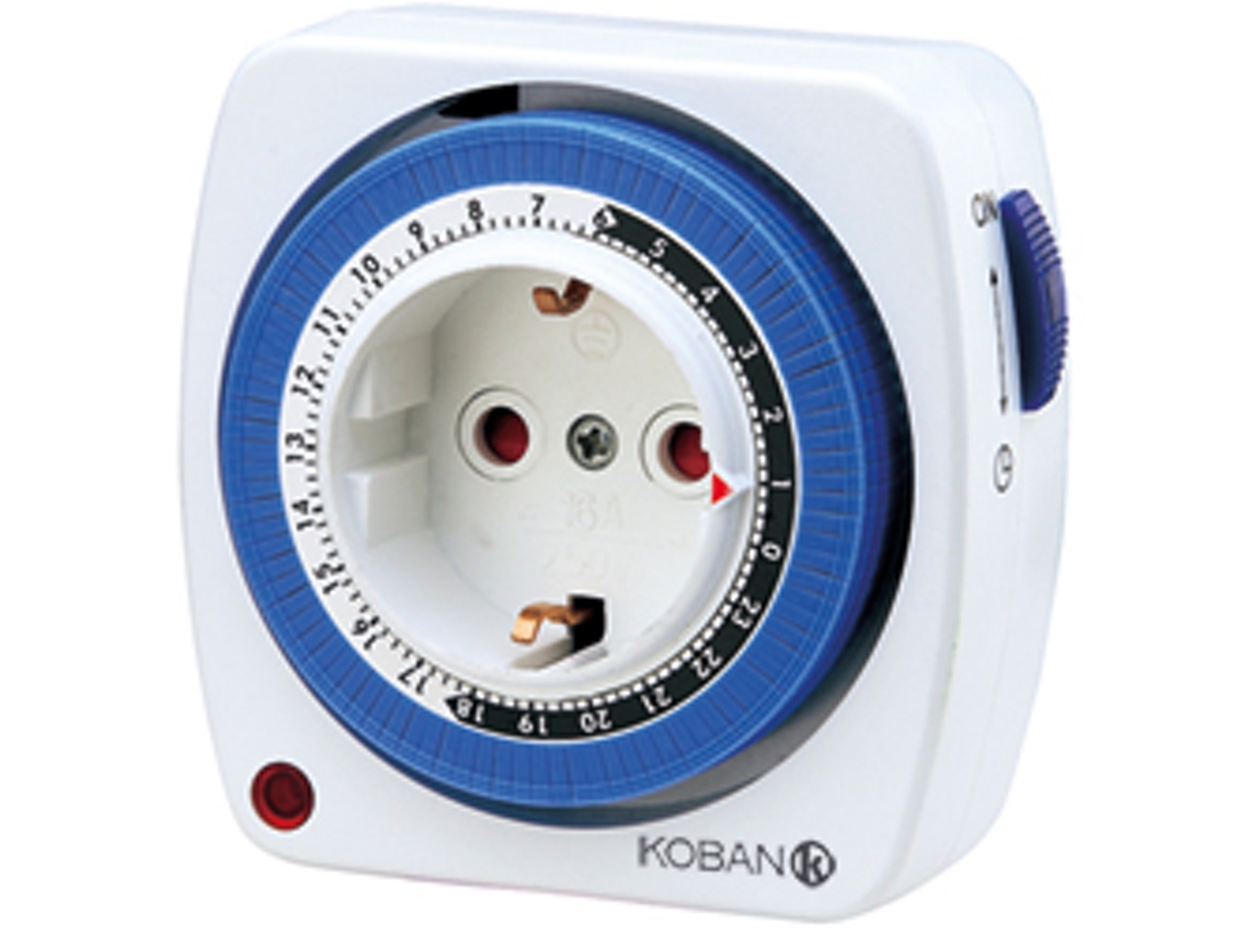 PROGRAMADOR ENCHUFABLE 230V